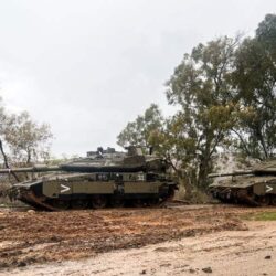 Israeli tanks spotted near Aitaroun as residents return to olive groves