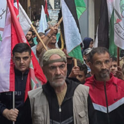 الفلسطينيون في لبنان يحتفلون باتفاق إنهاء الحرب على غزة