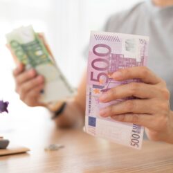 5 خرافات مالية تضلّل قرارات الناس