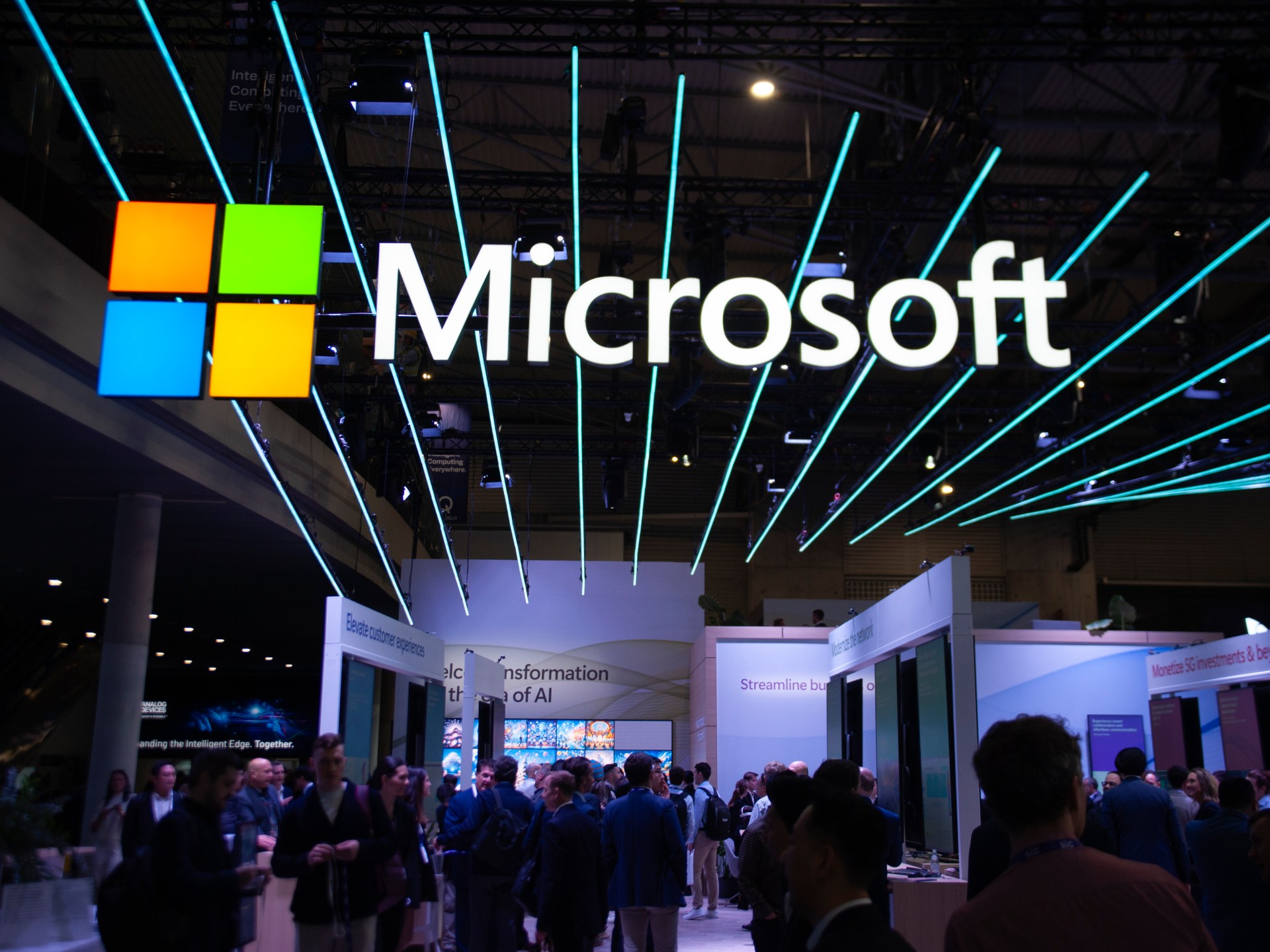 "مايكروسوفت" تكشف عن أول نموذج توليد صور بالذكاء الاصطناعي خاص بها