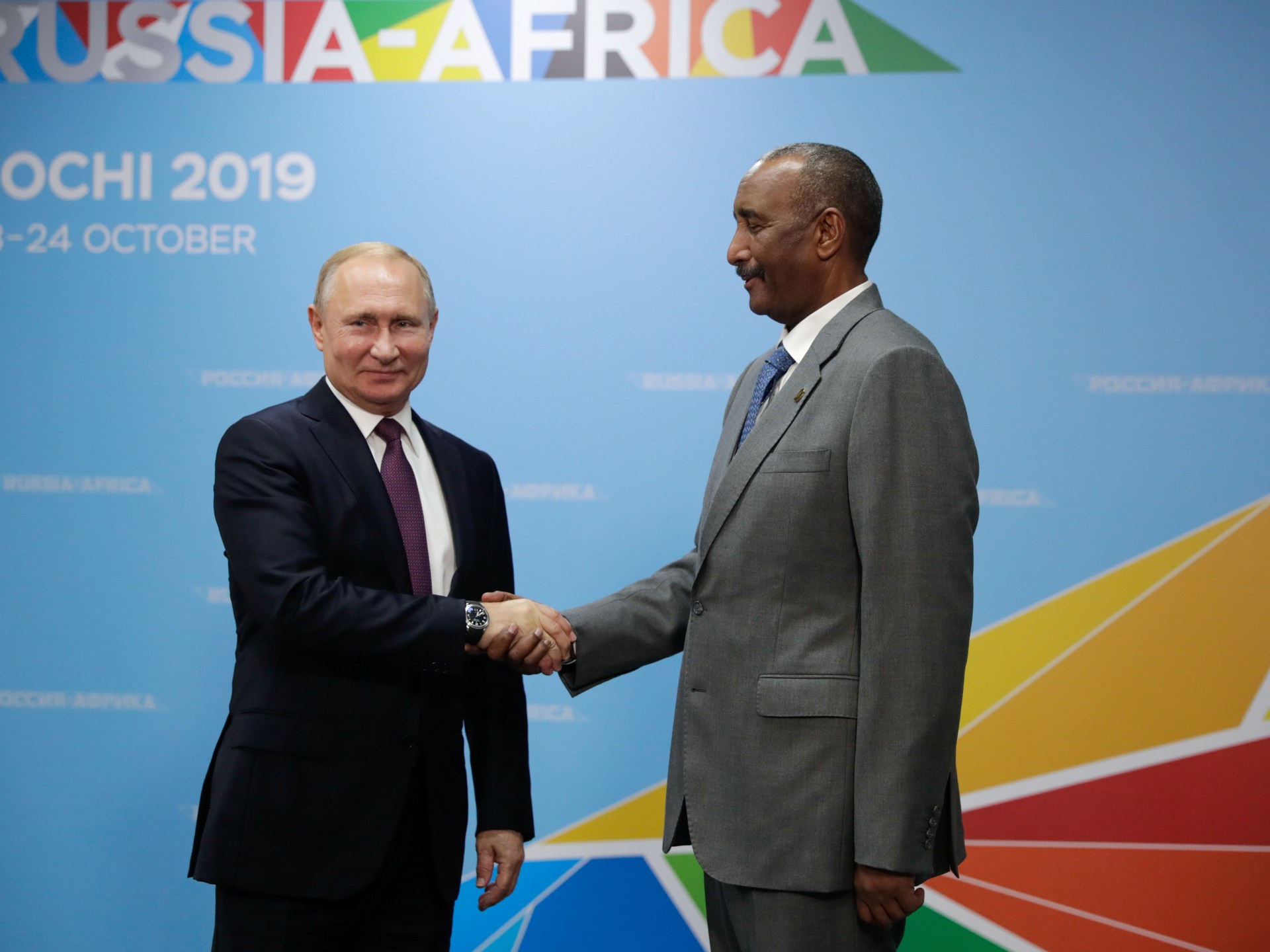 إزفستيا: روسيا تتولى إعادة الطاقة الكهربائية بالسودان