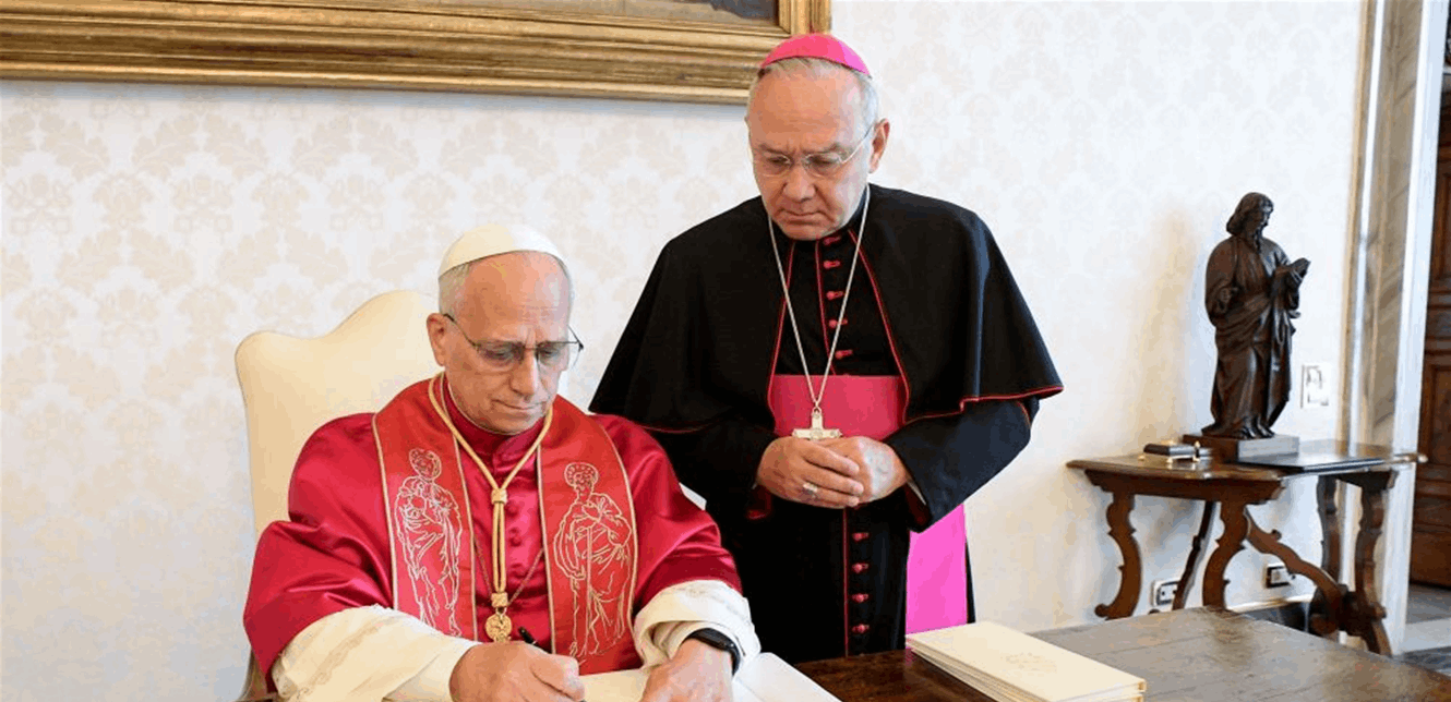 البابا: لا يمكن خدمة الله والمال