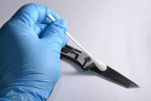 بعد ٣٥ عاماً… اختبار الحمض النووي يكشف تبديل مولودتين