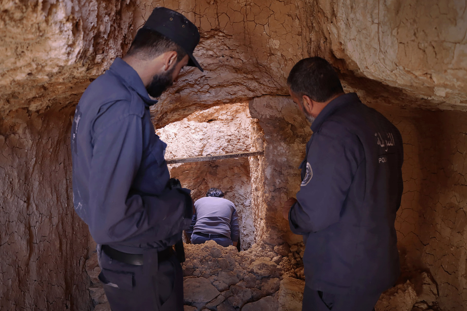 اكتشاف سجن سري جديد بسوريا استخدمه نظام الأسد للتعذيب