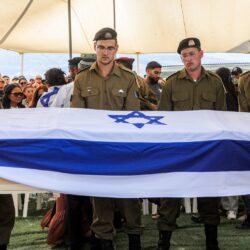 مقتل عسكري إسرائيلي متأثرا بإصابته في معارك غزة قبل أيام