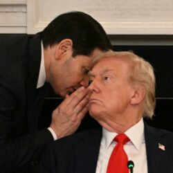 تفاصيل الساعات الأخيرة داخل البيت الأبيض