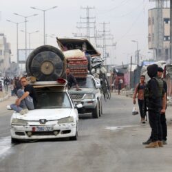 استمرار رحلة النازحين في غزة وسط انتشار لقوات الأمن