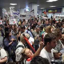 مدريد تؤكد إفراج إسرائيل عن آخر 5 إسبان من أسطول الصمود