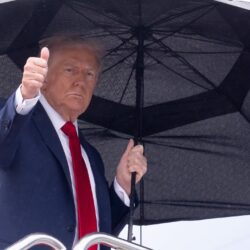 ترامب يهدد بوتين بإرسال صواريخ توماهوك لأوكرانيا