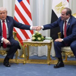 لماذا اختارت إيران مقاطعة قمة شرم الشيخ؟