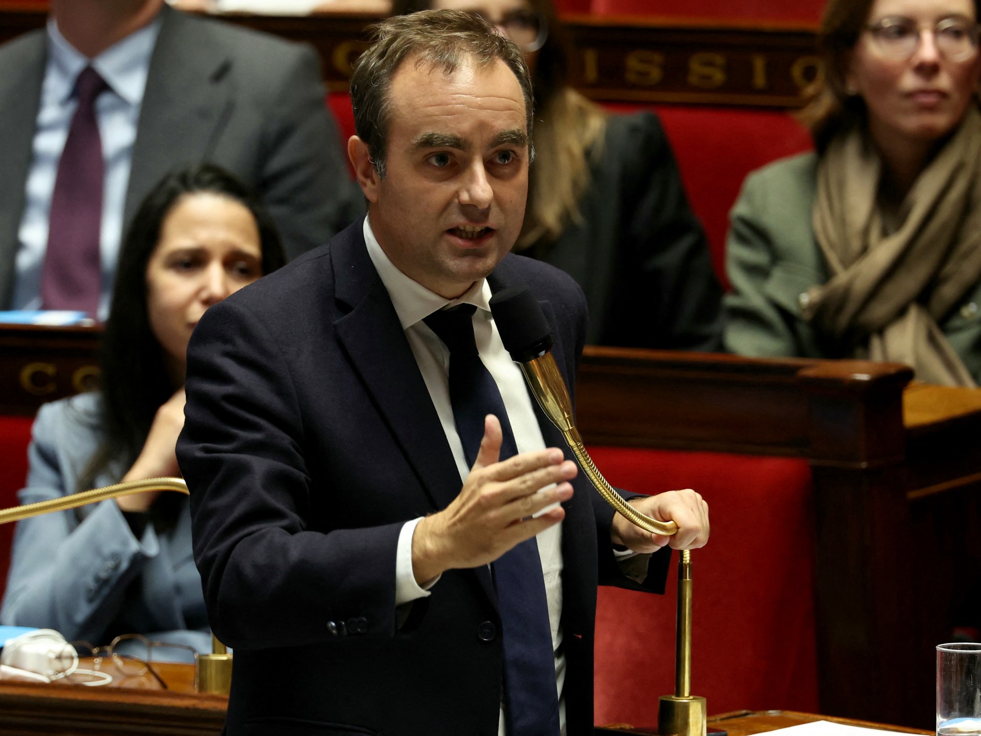 رئيس الوزراء الفرنسي ينفي ضلوع بلاده في الإبادة بغزة