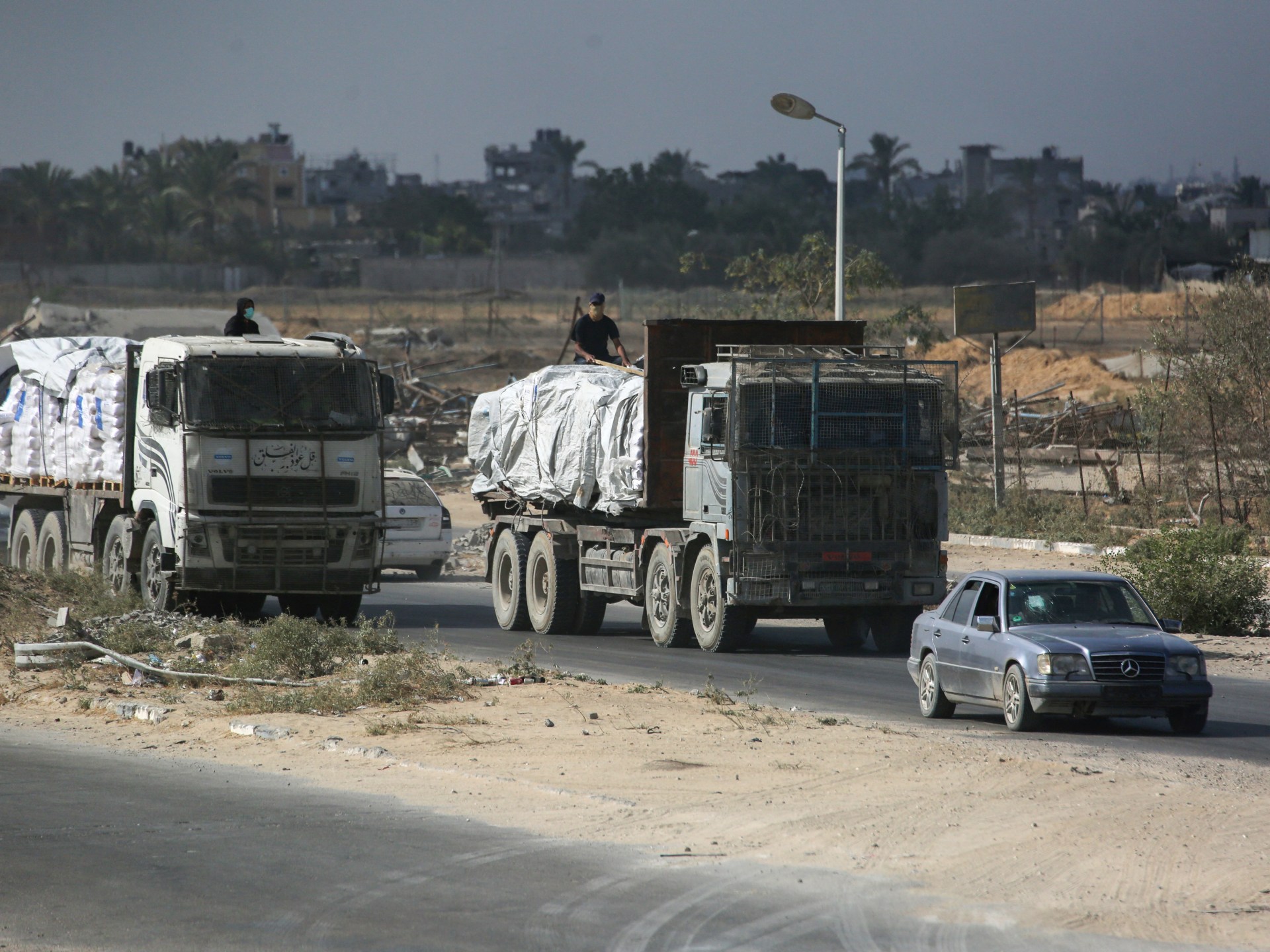 مسؤولون للجزيرة نت: إسرائيل تخرق بند المساعدات والمعابر في اتفاق وقف النار