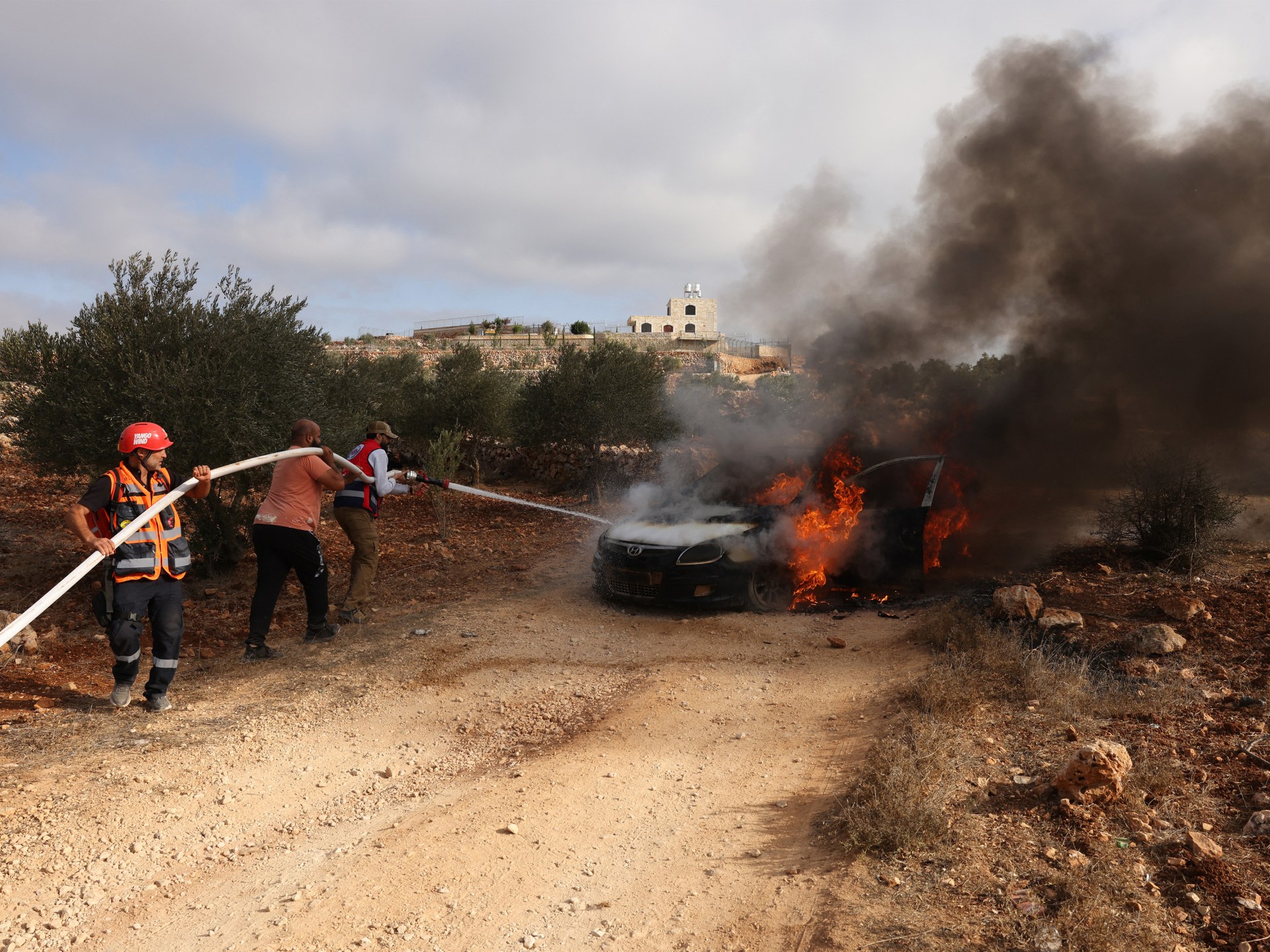 شهيد ومصابون بنيران قوات الاحتلال واعتداءات للمستوطنين بالضفة