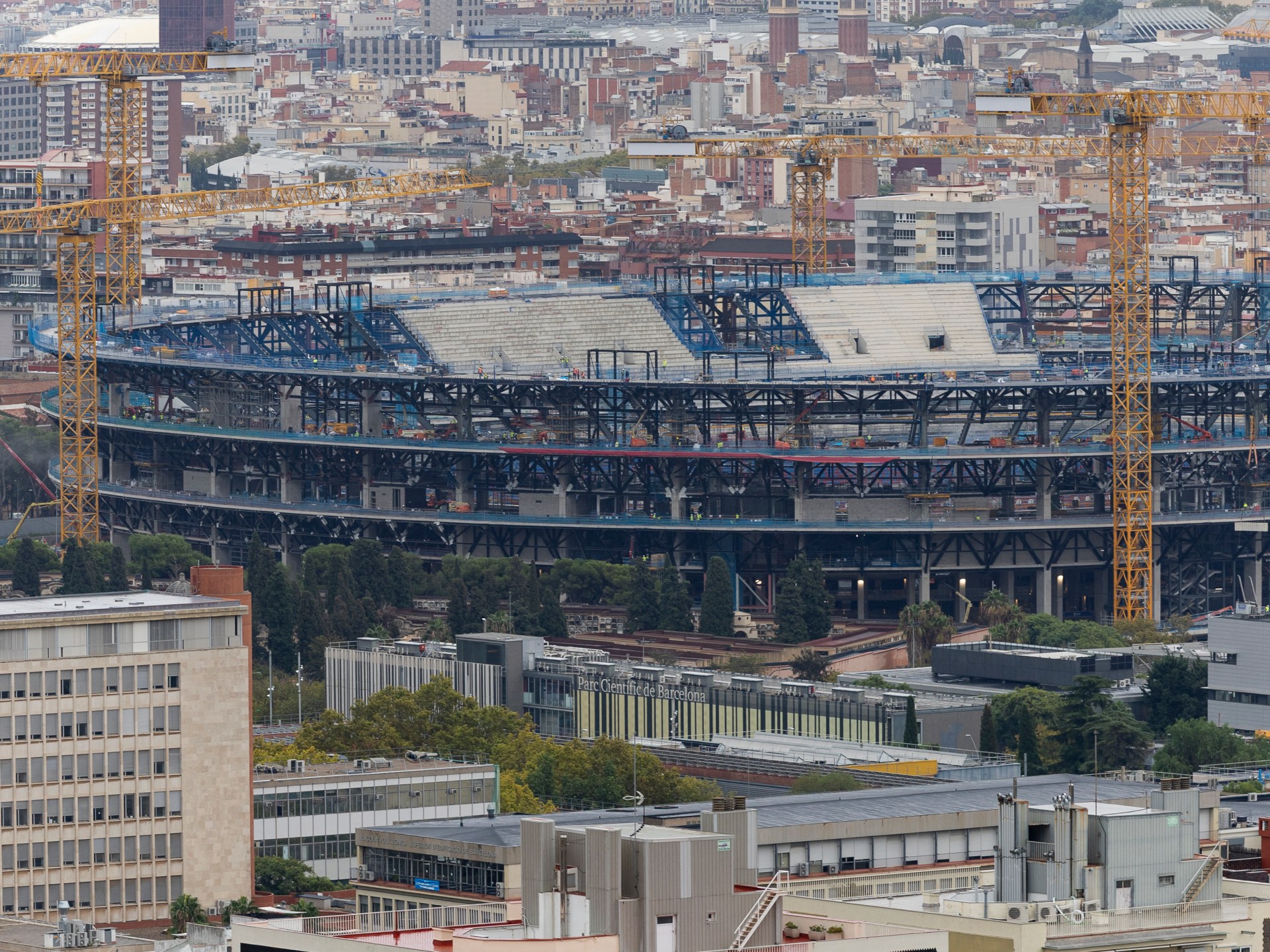 الموعد الرسمي لعودة برشلونة إلى الكامب نو