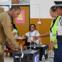 سيشل.. جولة حاسمة بين الرئيس المنتهية ولايته وخصمه العائد بقوة