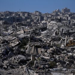 19 شهيدا وانتشال جثامين 135 آخرين في غزة خلال يوم