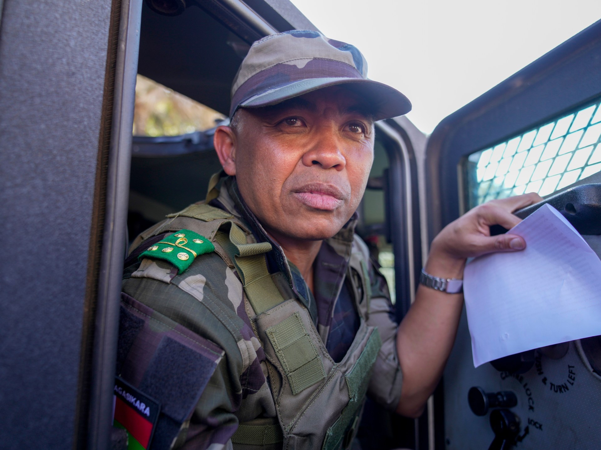 مايكل راندريانيرينا عسكري حملته مظاهرات "جيل زد" إلى قيادة مدغشقر