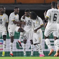 غانا تحتفل بالتأهل للمونديال بدار أيتام