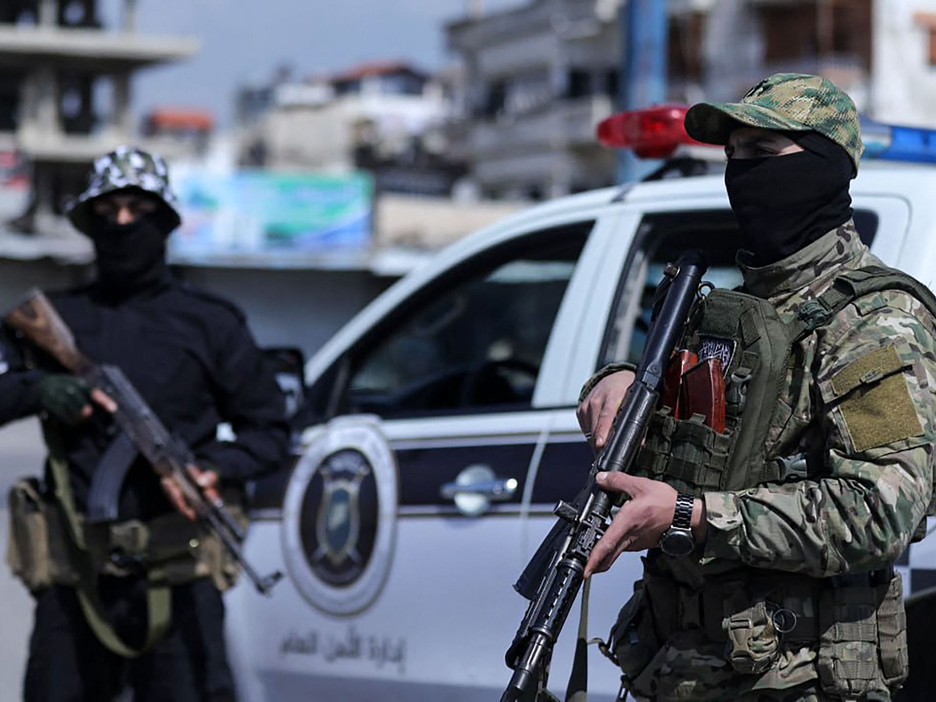 القبض على خلية تخطط لاغتيال شخصيات بارزة باللاذقية