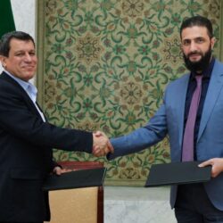 عبدي يعلن عن اتفاق مبدئي لدمج قسد بوزارتي الدفاع والداخلية السوريتين