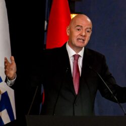 سبب مشاركة إنفانتينو رئيس "الفيفا" بقمة شرم الشيخ بشأن غزة