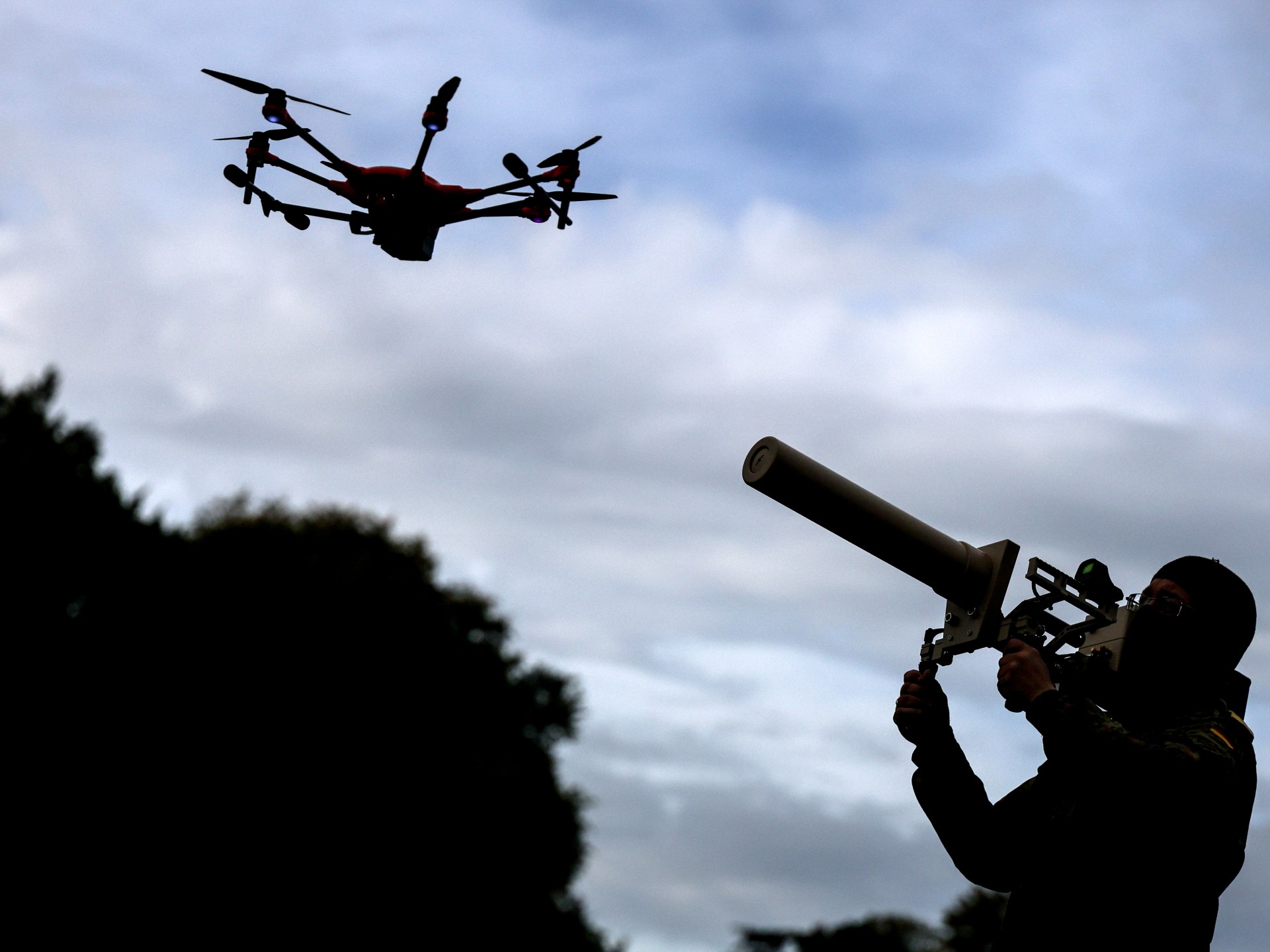 صحيفة أميركية: سباق عالمي لتطوير تقنيات جديدة لمواجهة المسيّرات