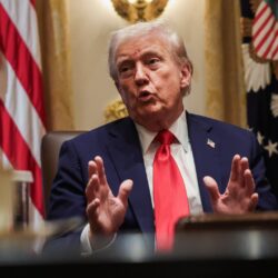 توماس فريدمان: ترامب يستحق الإشادة بعد اتفاق غزة لكن ما ينتظره أخطر