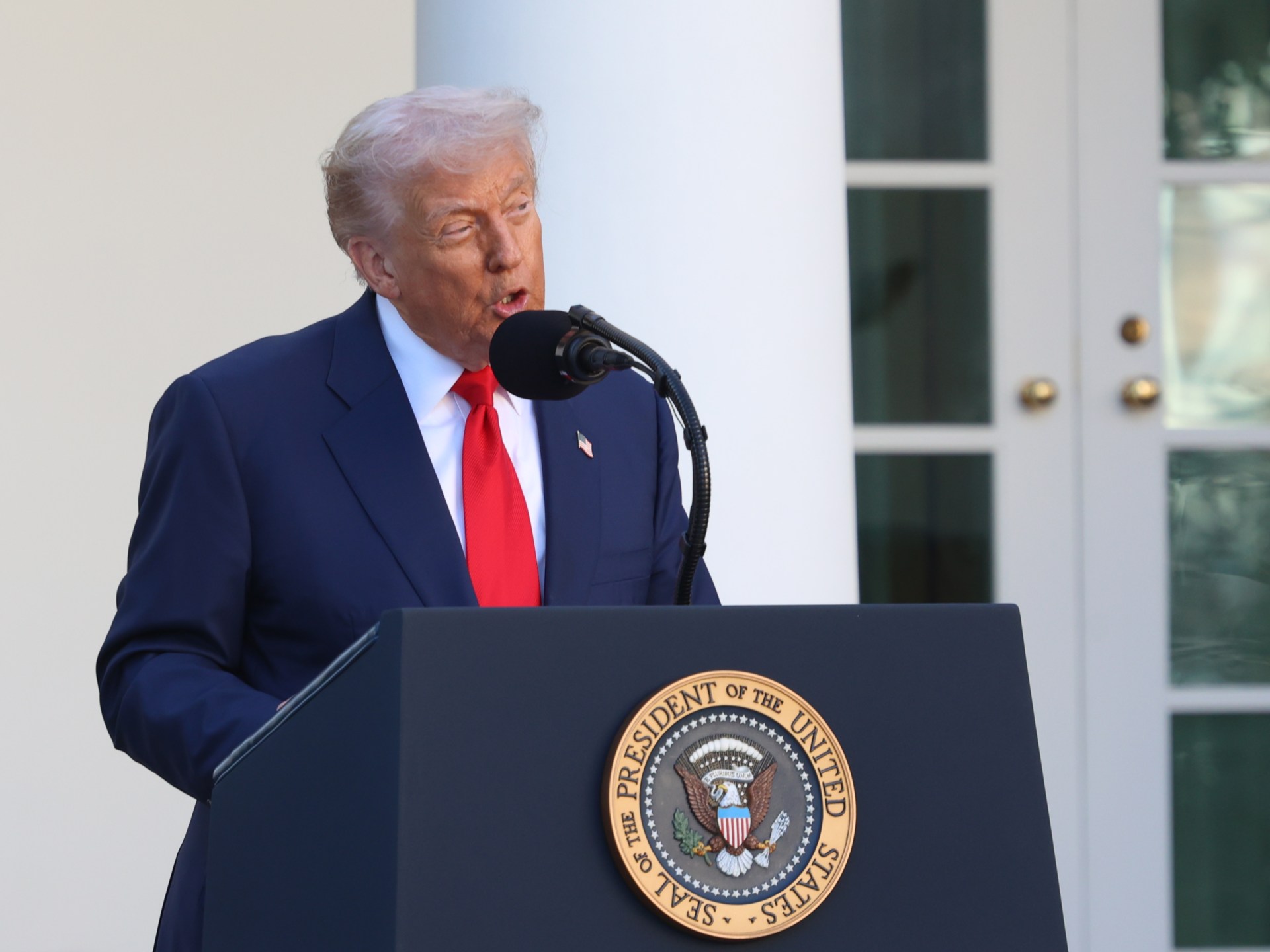 ترامب يحول أموال مكافحة الإرهاب من معاقل الديمقراطيين إلى الجمهوريين