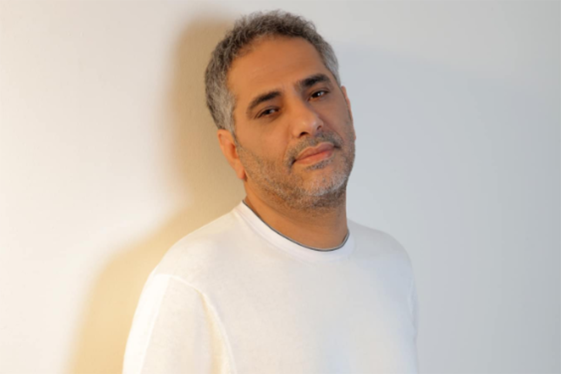 القضاء اللبناني يتجه لإسقاط تهم بارزة في قضية الفنان فضل شاكر