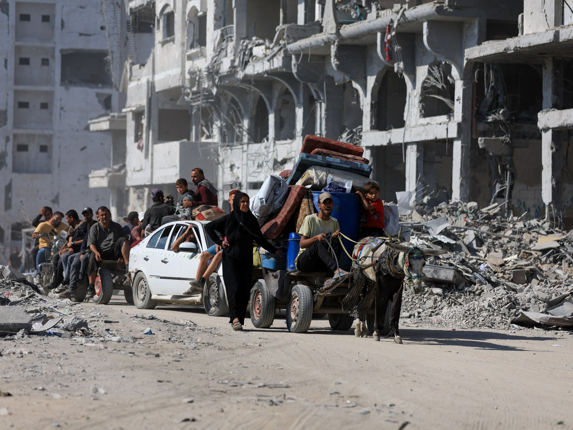 غارديان: هل يمكن مقارنة الحرب على غزة باجتياح لبنان عام 82؟