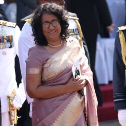 هريني أماراسوريه.. أكاديمية على رأس حكومة سريلانكا