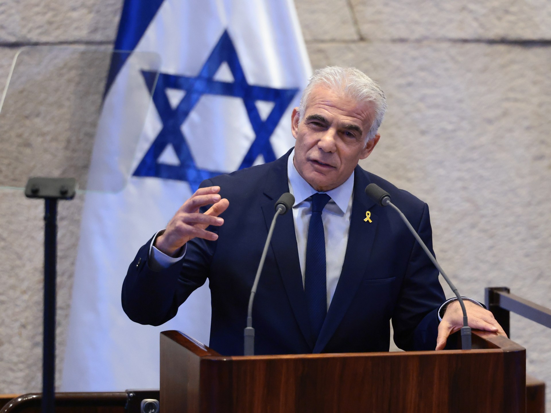 لبيد: إسرائيل تعيش أخطر أزمة سياسية في تاريخها