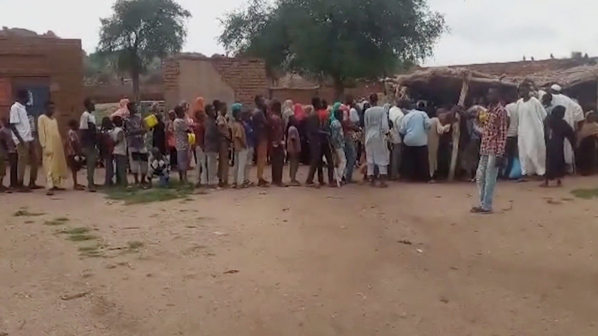 منظمة إغاثة طبية: آلاف المحاصرين في الفاشر يكافحون للبقاء على قيد الحياة