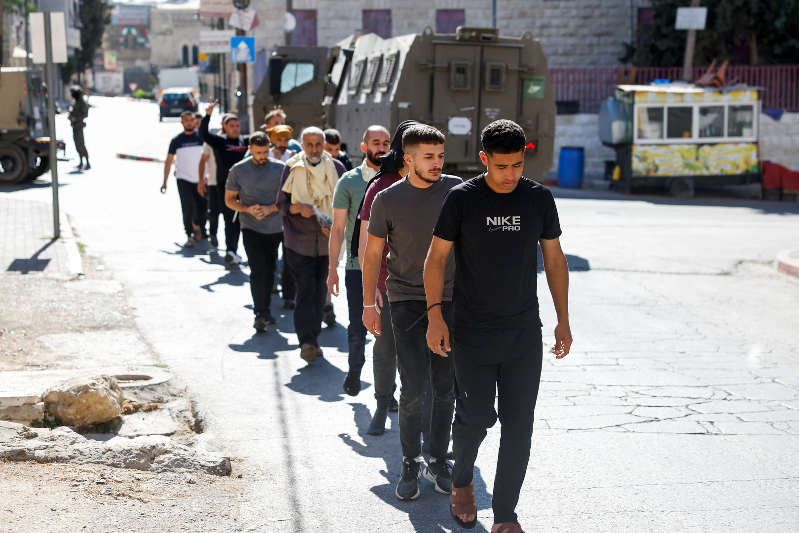 قوات الاحتلال تشن عملية عسكرية واسعة برام الله والبيرة