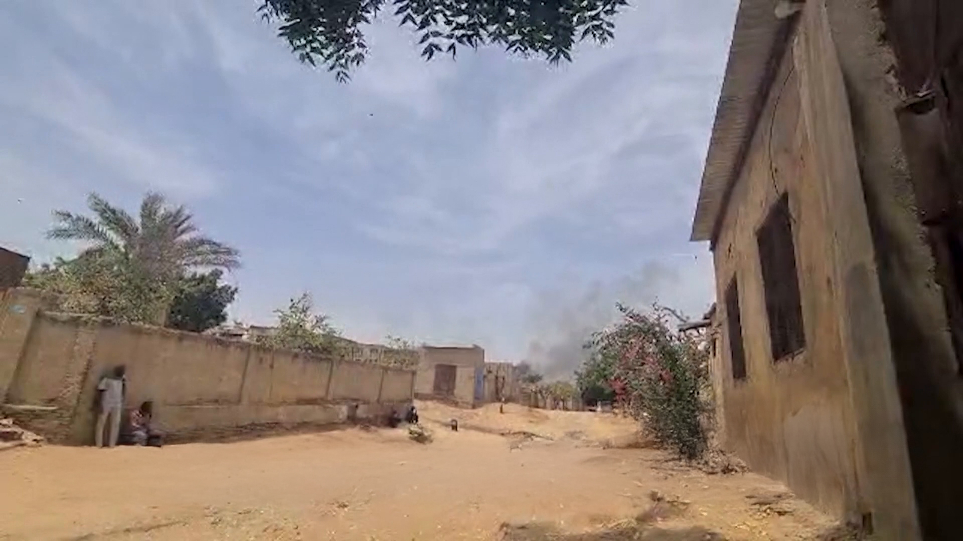 اشتباكات بين الجيش السوداني وقوات الدعم السريع بمدينة الفاشر