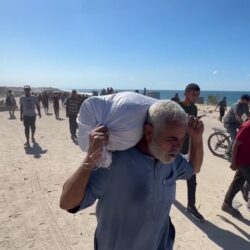 من الخيام إلى الركام.. ولكنهم يعودون