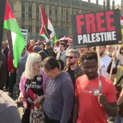 مظاهرة في لندن دعما لغزة وللمطالبة بإنهاء احتلال الأراضي الفلسطينية