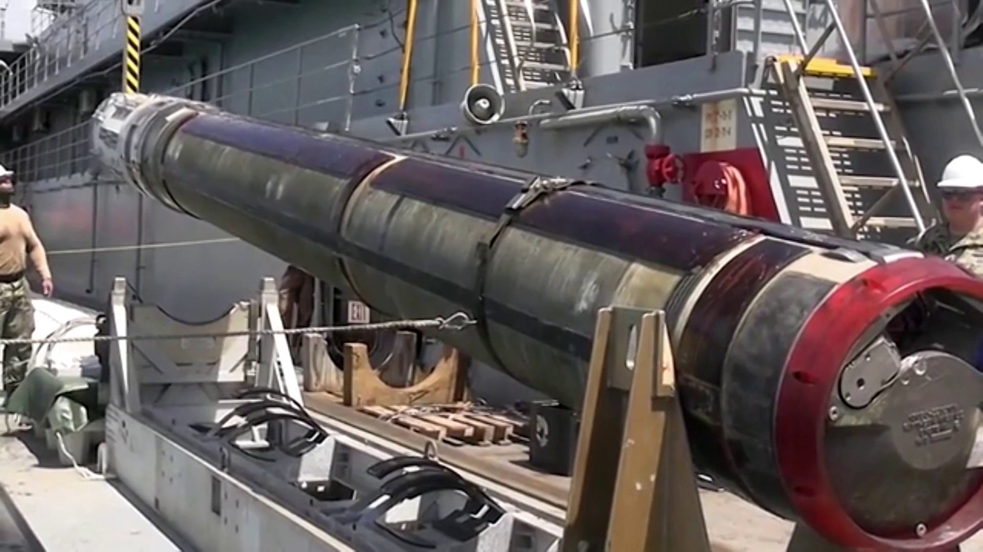 توماهوك صاروخ قد يقلب موازين حرب أوكرانيا فما خصائصه؟