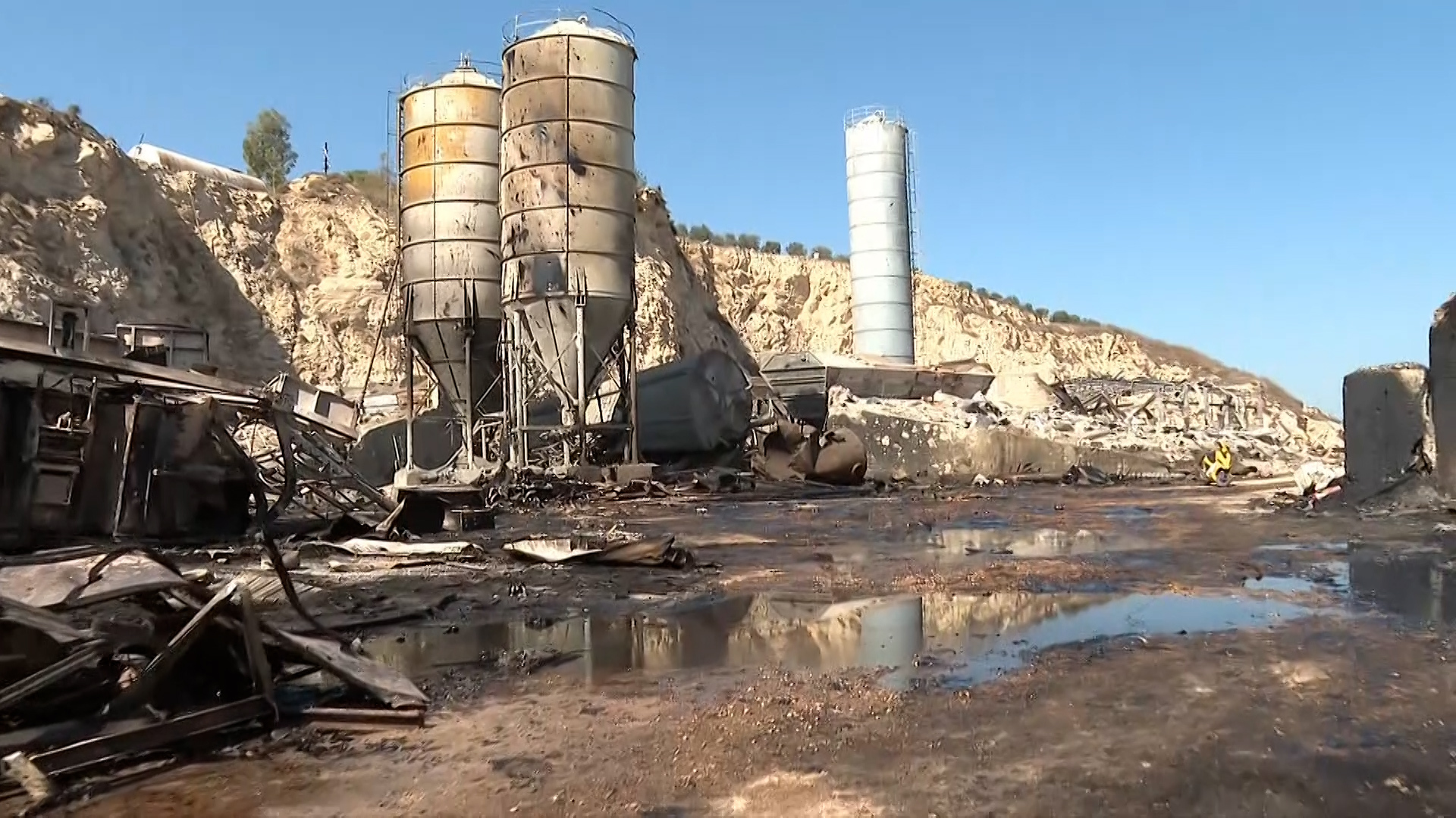 غارة إسرائيلية تستهدف محيط بلدة أنصار جنوب لبنان