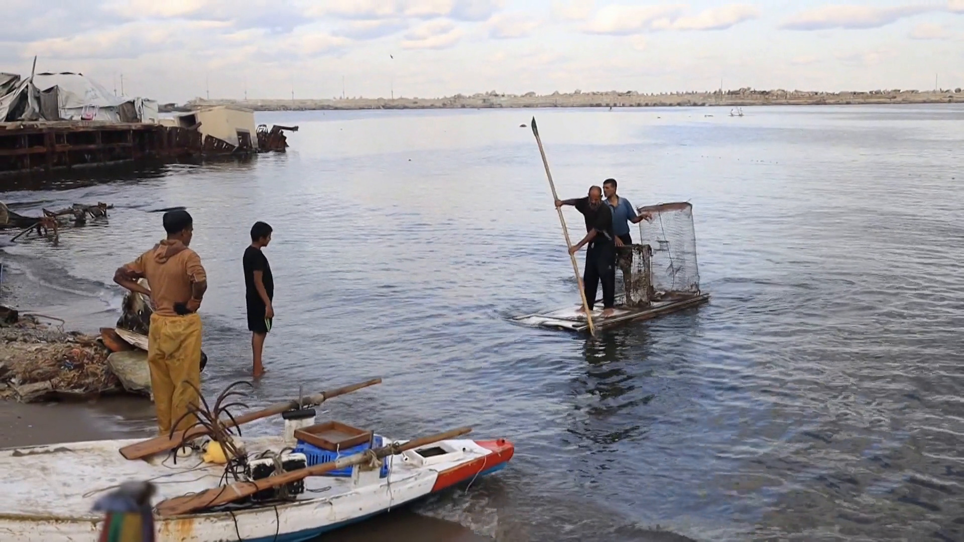 كيف دمر الاحتلال قطاع الصيد البحري بغزة؟