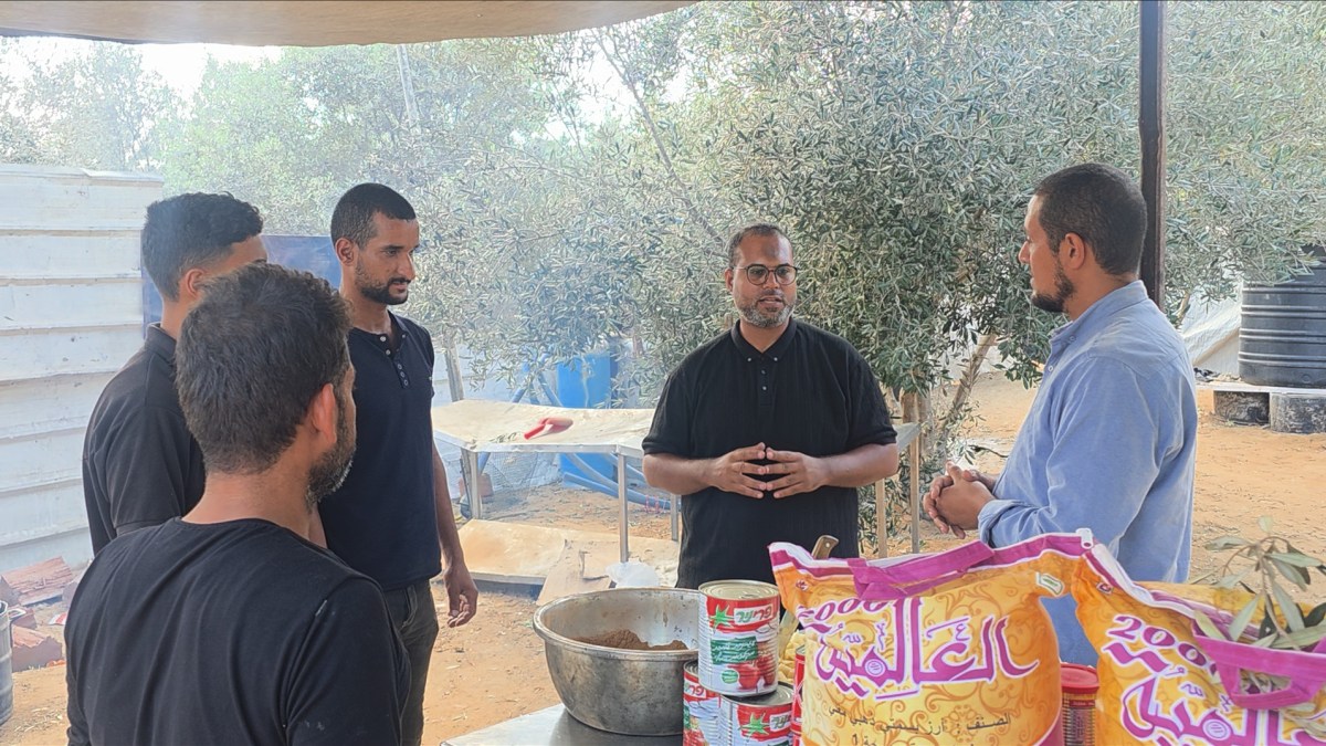 "لقمة صمود".. مبادرة إنسانية تُطعم جوعى غزة وتخفف عنهم آثار الحرب