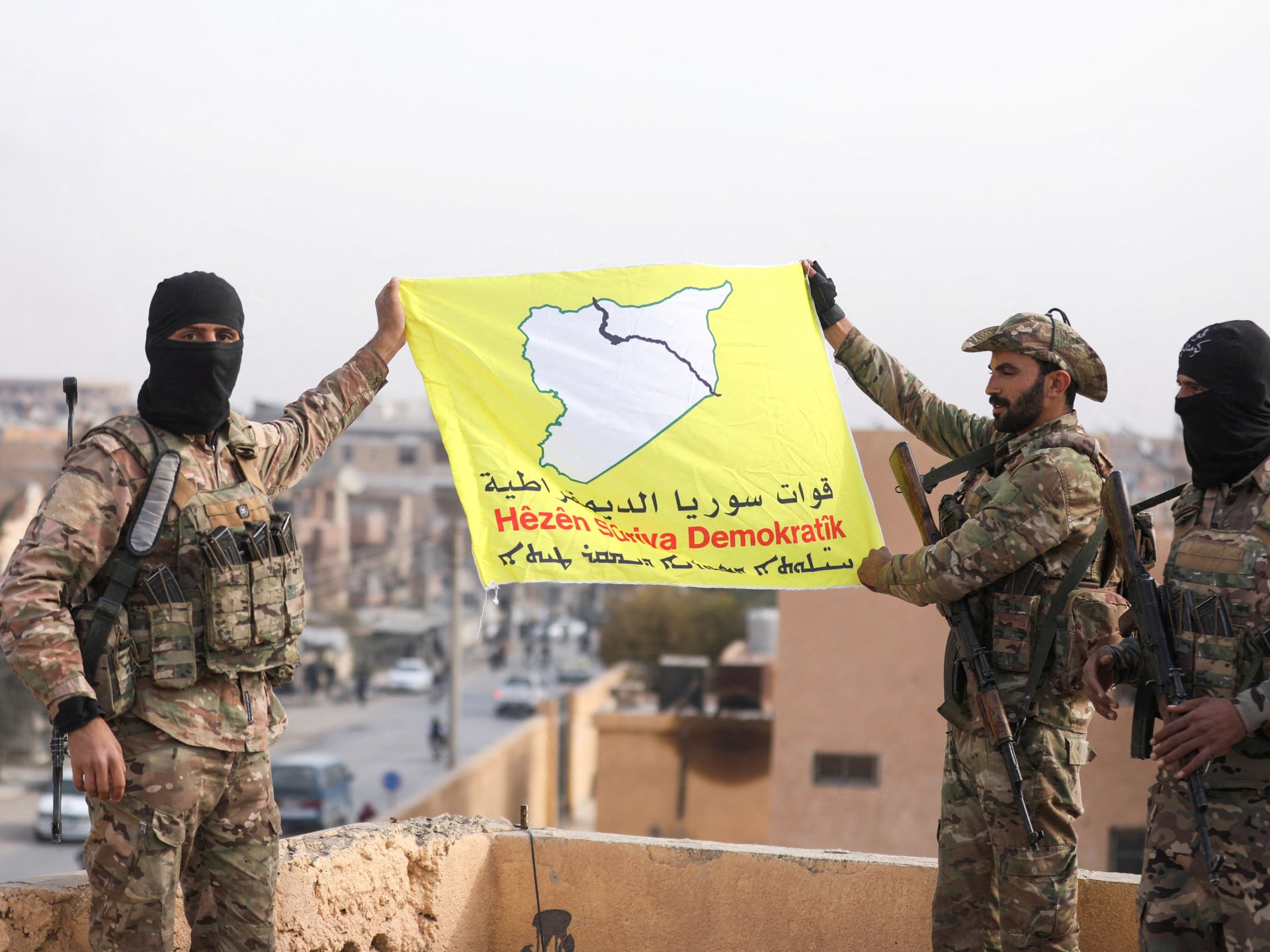 إدانة حقوقية بسوريا لاحتجاز قسد العشرات بغرض التجنيد القسري