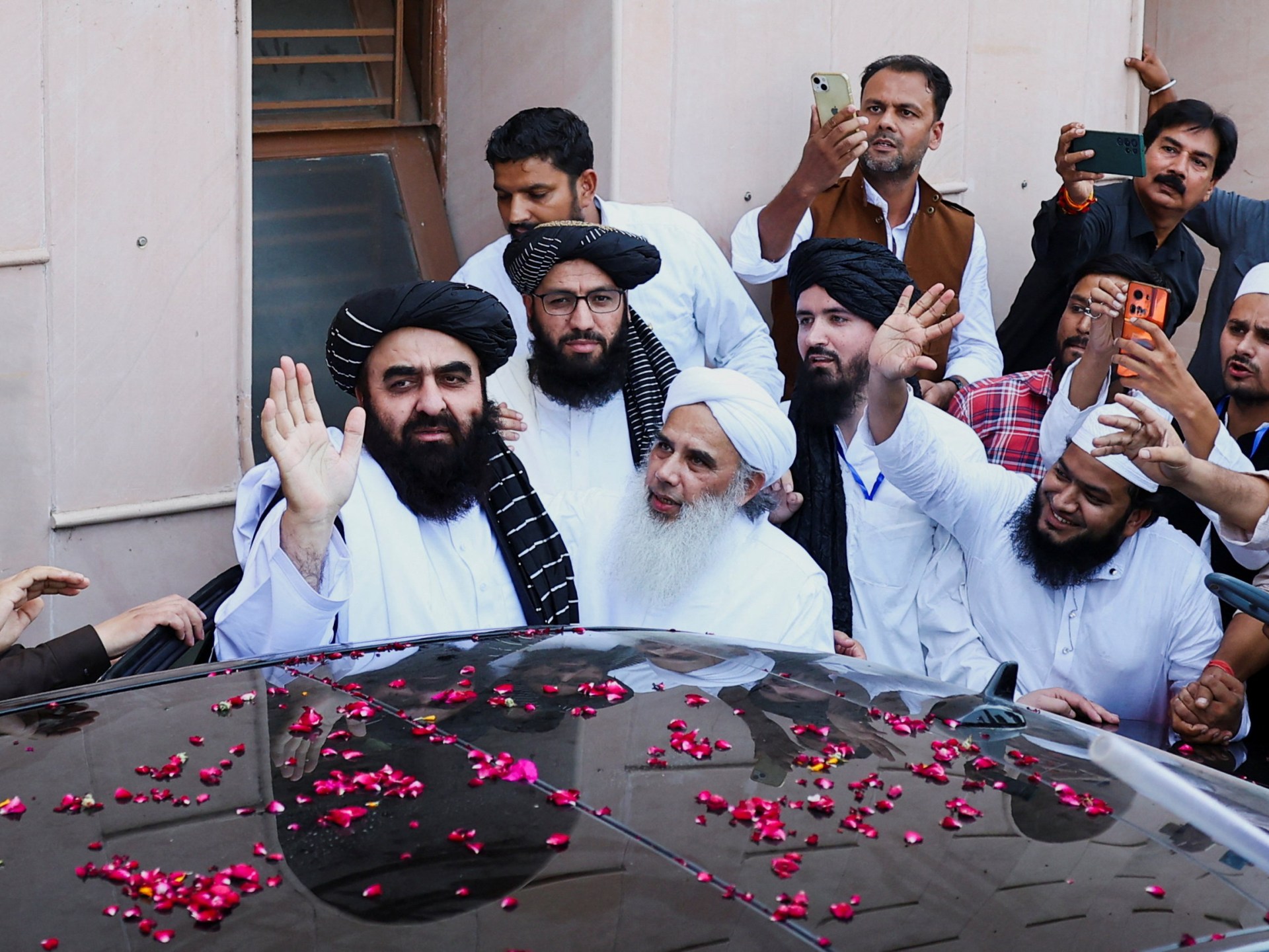 ماذا تعرف عن المدارس الديوبندية بالهند وعلاقة طالبان بها؟