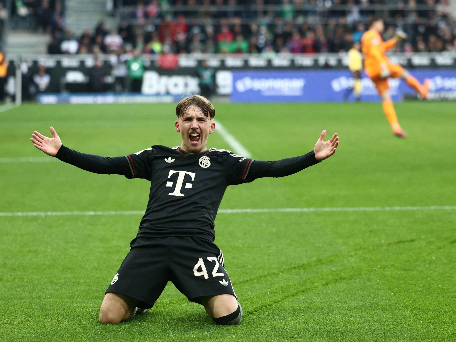 بايرن ميونخ يحقق فوزه الثامن بالدوري الألماني