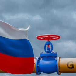 روسيا تختبر ترامب بزيادة صادرات الغاز الخاضع للعقوبات