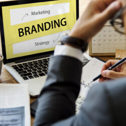 تعزيز العلامة التجارية.. لماذا تحتاج الصحافة إلى أكثر من مجرد تقارير رائعة؟