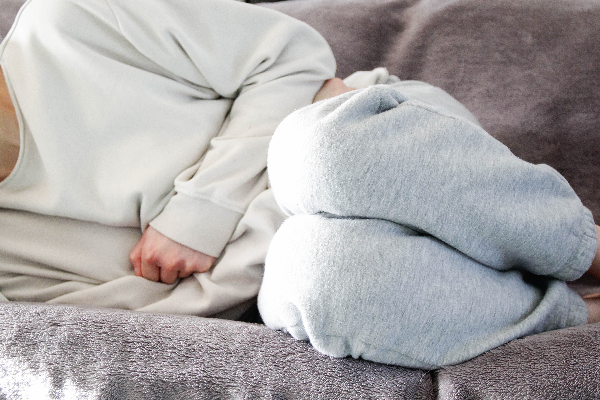 لماذا تصيب متلازمة القولون العصبي النساء أكثر من الرجال؟