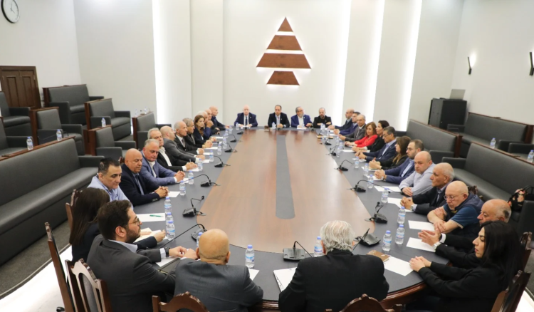 “الكتائب”: لتسريع بسط الشرعية على كامل الأراضي اللبنانية