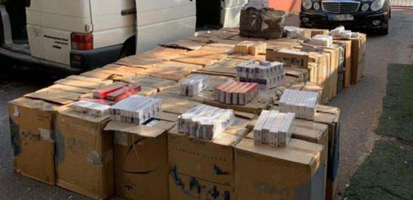 ضبط مصنوعات تبغية مهرّبة ومزوّرة في الأشرفية ووادي شحرور والدورة وبرج حمود والنبعة