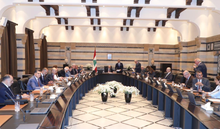 بدء جلسة مجلس الوزراء